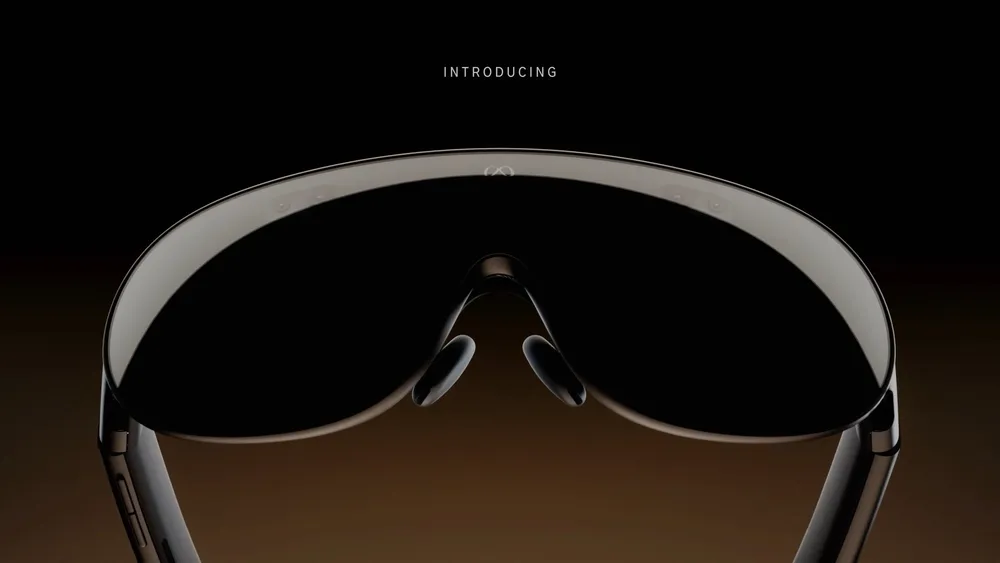Vista frontal de las Meta VR Glasses con montura ultraligera de aleación de magnesio.